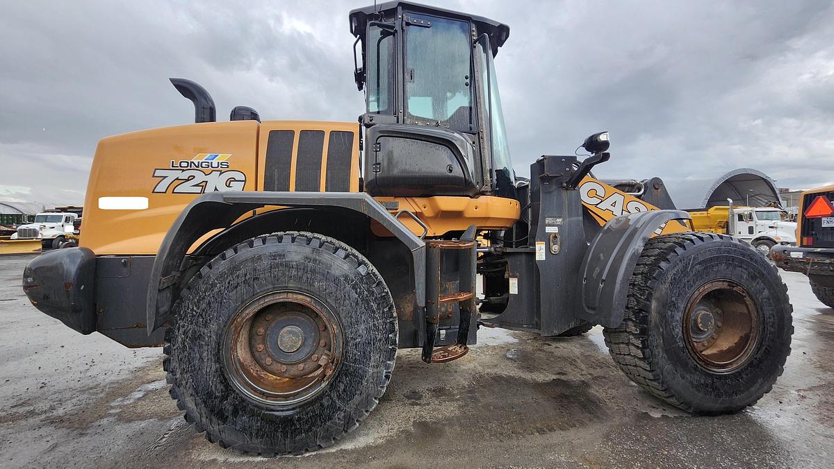 Used 2019 Case 721G
