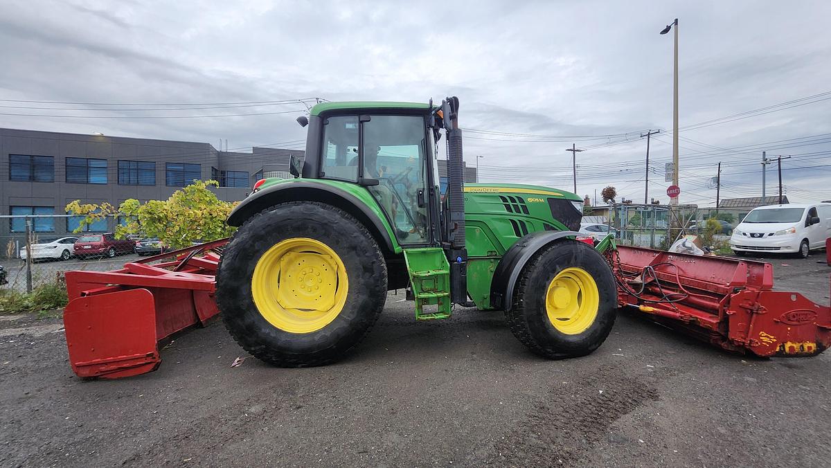 Used 2014 John Deere 6105M