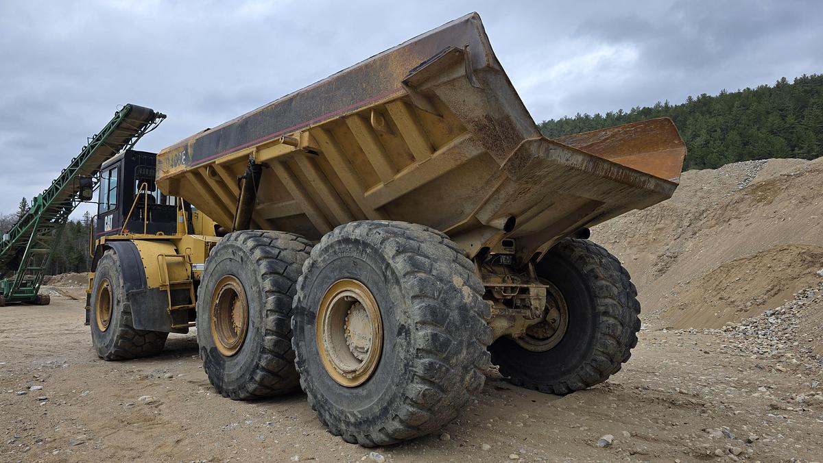 Used 1997 Caterpillar D400E