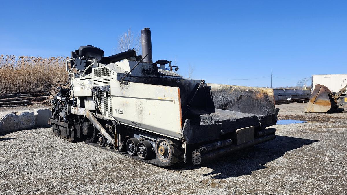 Used 2010 Caterpillar AP-1055D