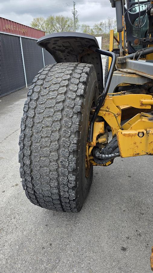 Used 2010 John Deere 772G