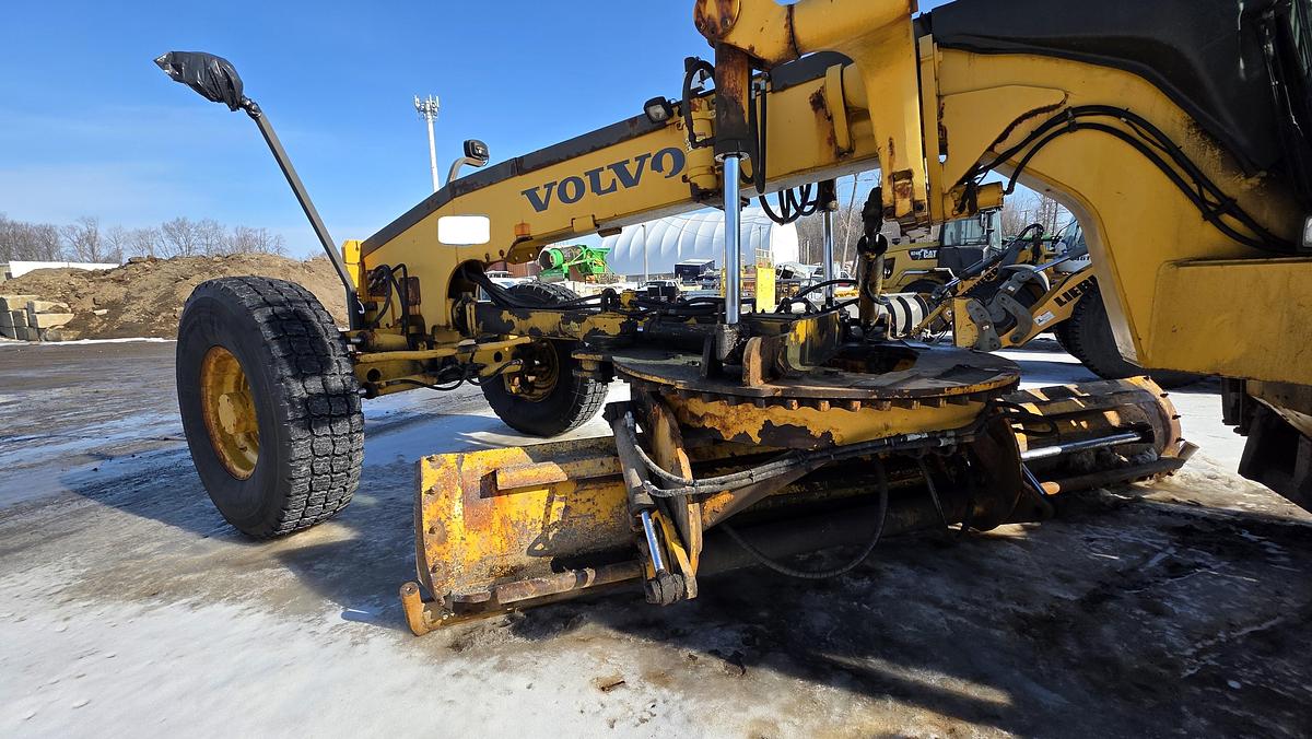 Used 2009 Volvo G940