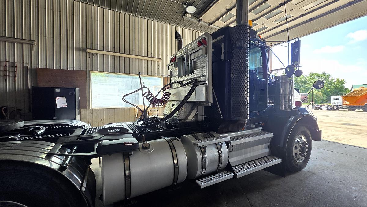 Used 2008 Kenworth T800