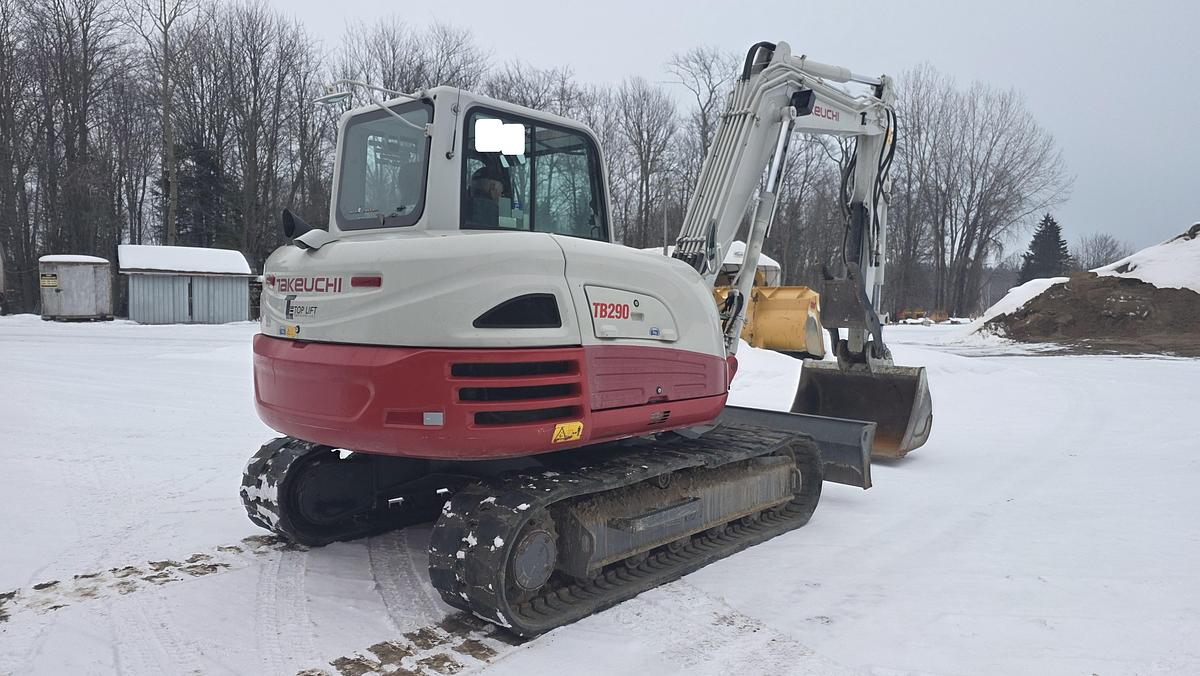 Used 2021 Takeuchi TB290