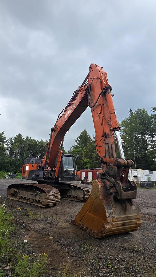Used 2014 Hitachi ZX470