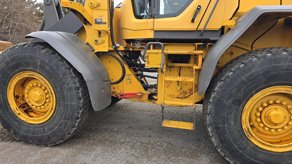 Used 2013 Volvo L90G