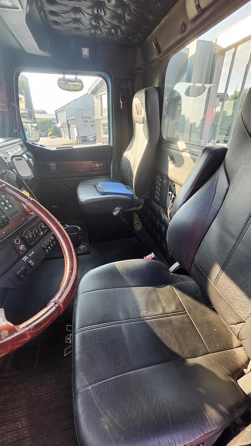 Used 2020 Western Star W4900 SB