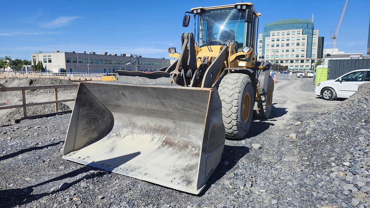 Used 2014 Volvo L90G