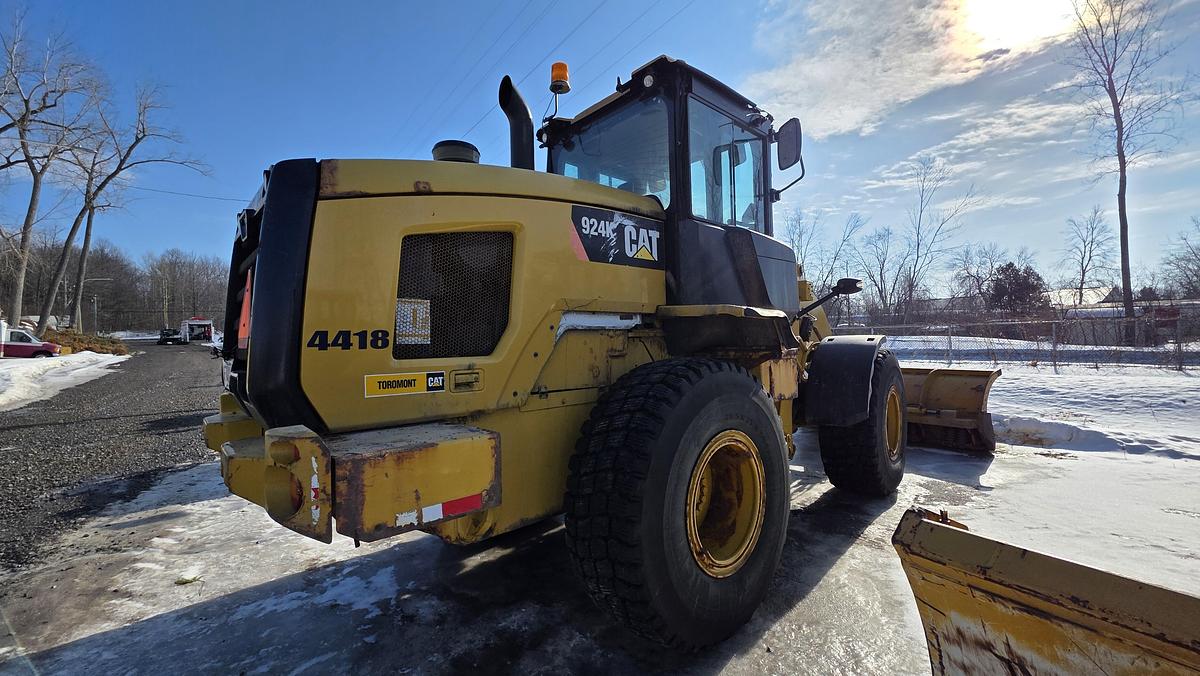 Used 2015 Caterpillar 924K