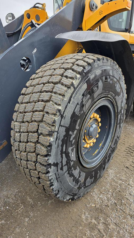 Used 2016 Volvo L70H