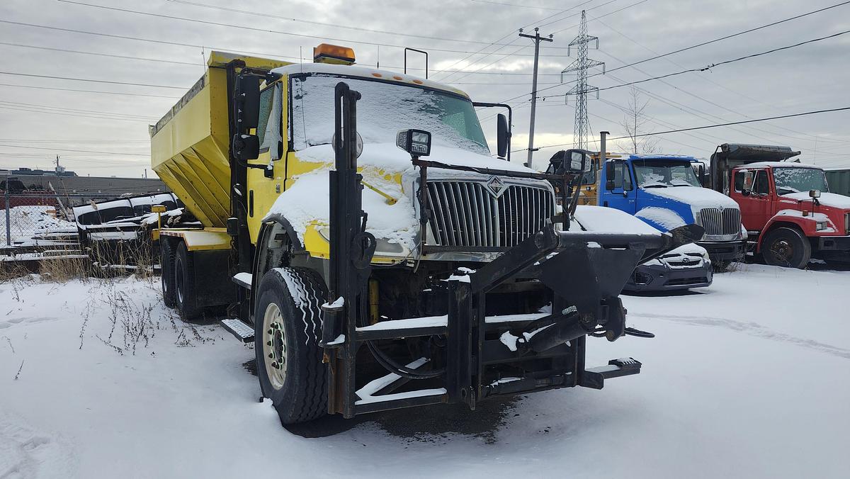 Used 2004 International 4400
