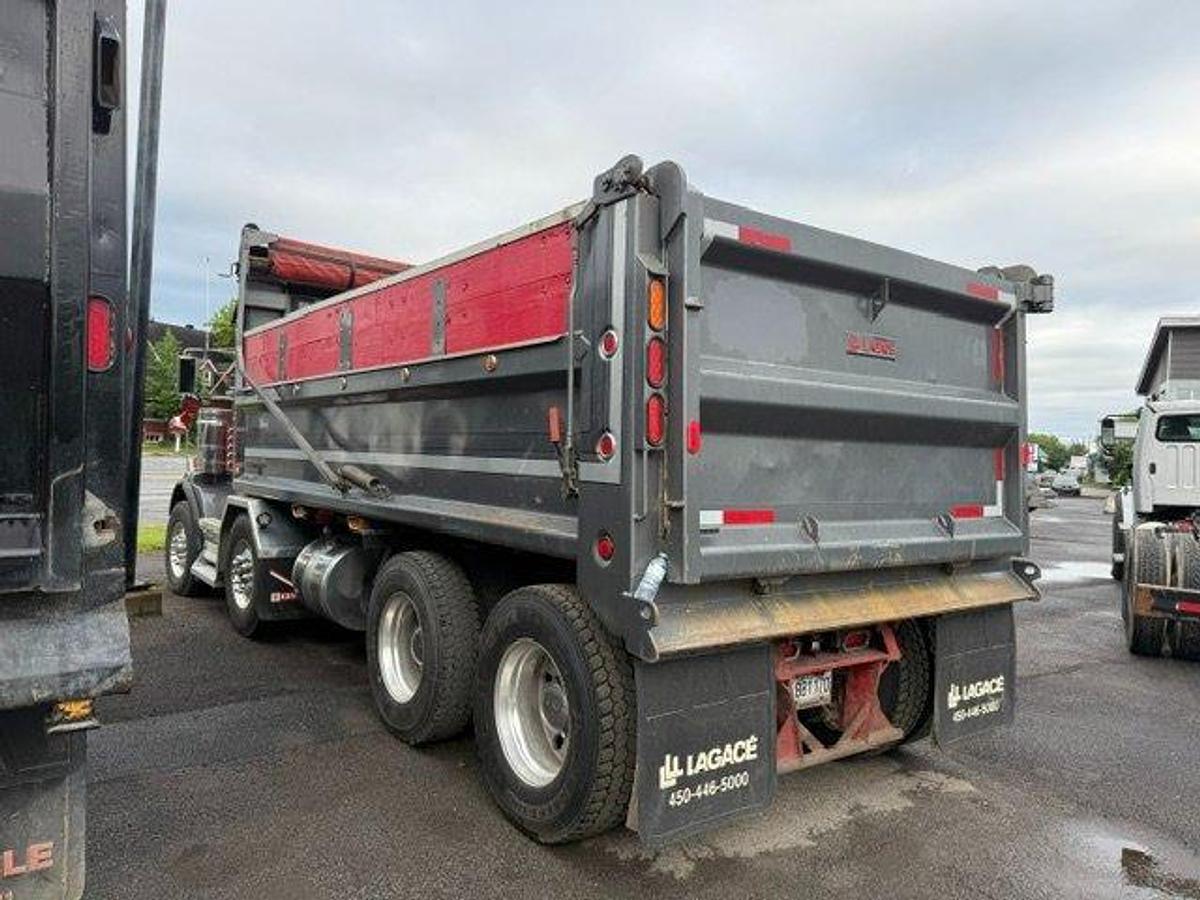 Used 2021 Kenworth T800