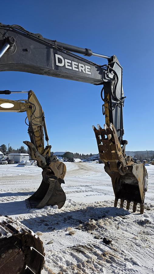 Used 2011 John Deere 225DLC