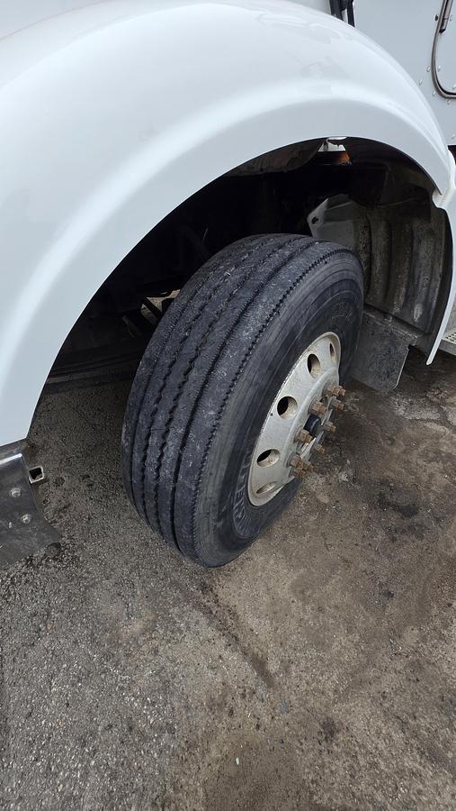 Used 2011 Peterbilt 378