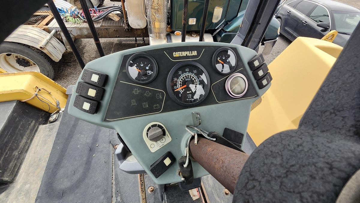 Used 2006 Caterpillar CB-534D XW