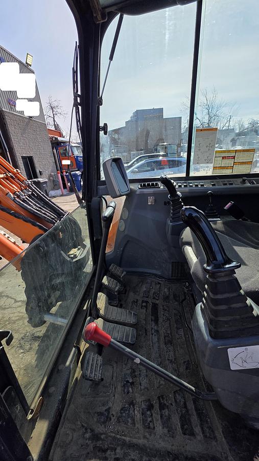 Used 2013 Doosan DX80