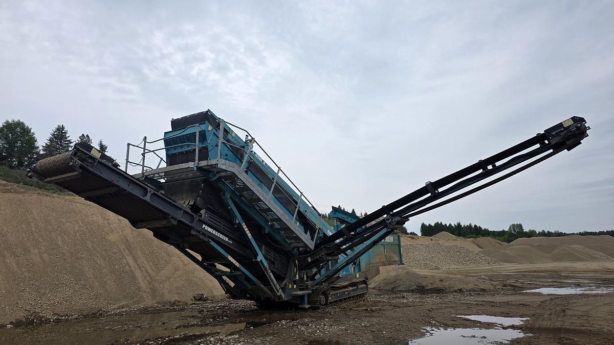 Used 2015 Powerscreen Chieftain 1700