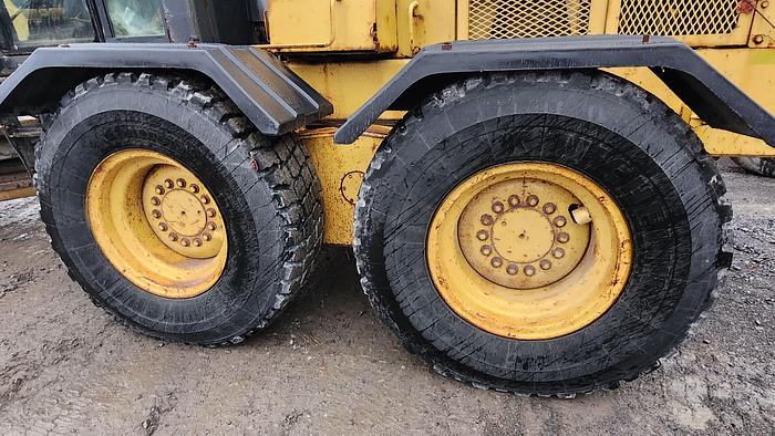 Used 2006 John Deere 772D