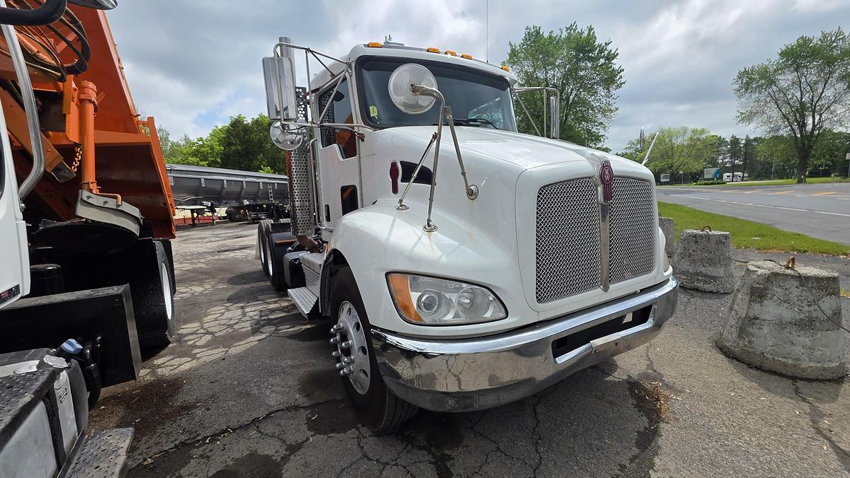 Used 2019 Kenworth T370