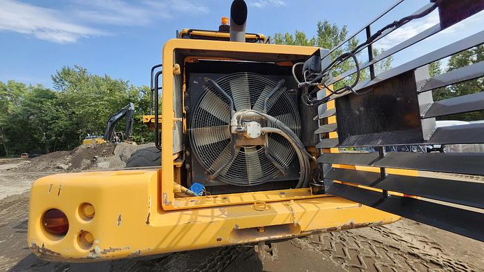 Used 2006 Hyundai 757-7