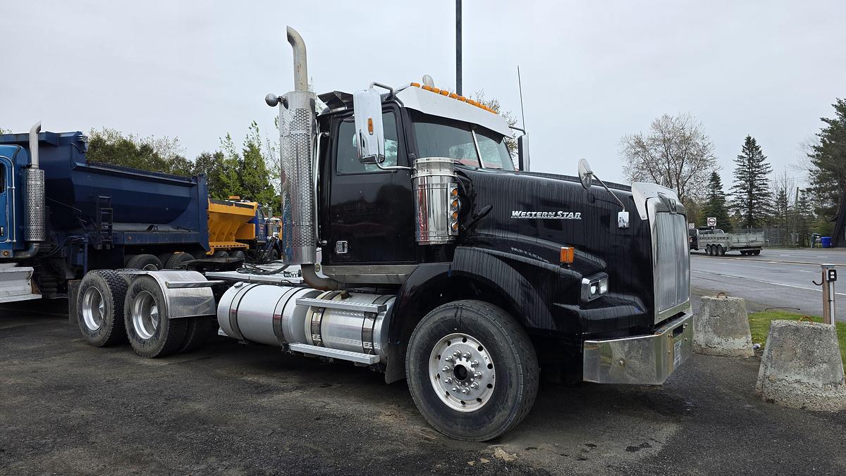 Used 2012 Western Star 4900SA