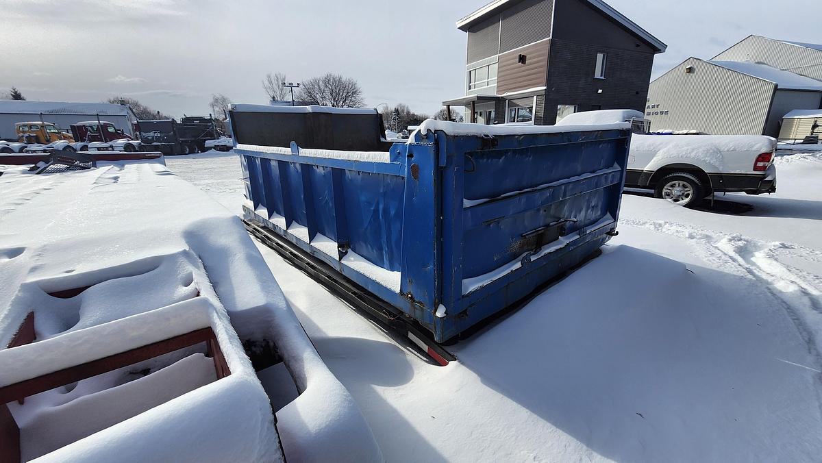 Used 2014 Roll-Off 2 essieux / 2 axles