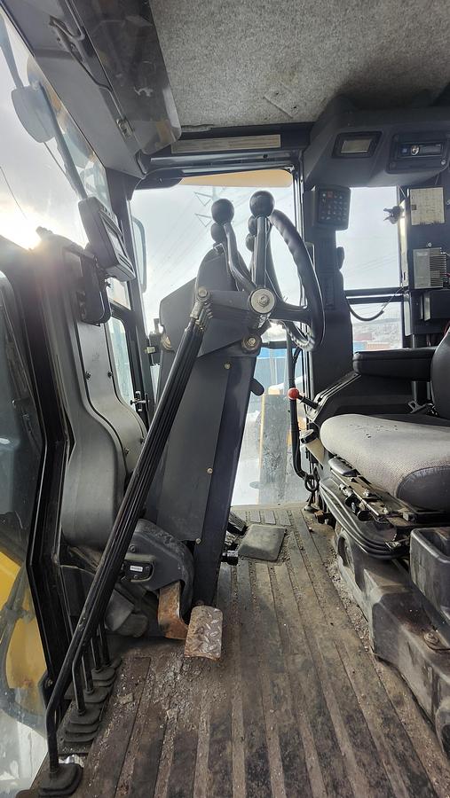 Used 2010 John Deere 772G