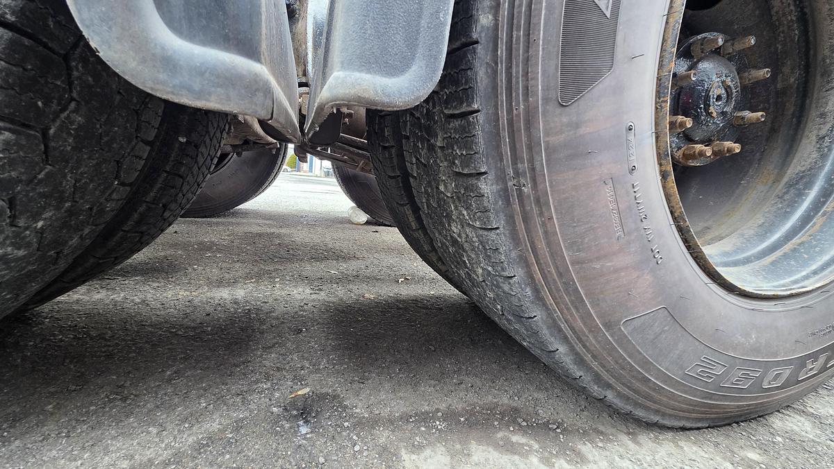 Used 2006 Freightliner Columbia