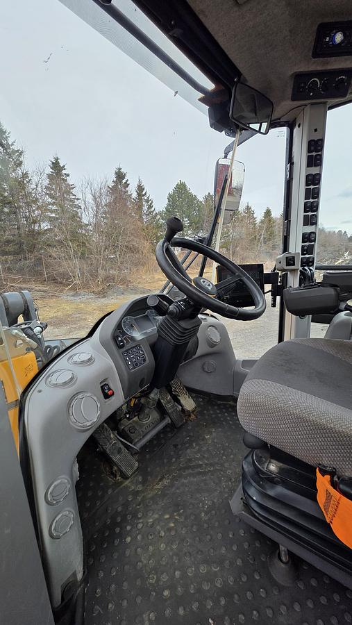 Used 2018 Volvo L110H