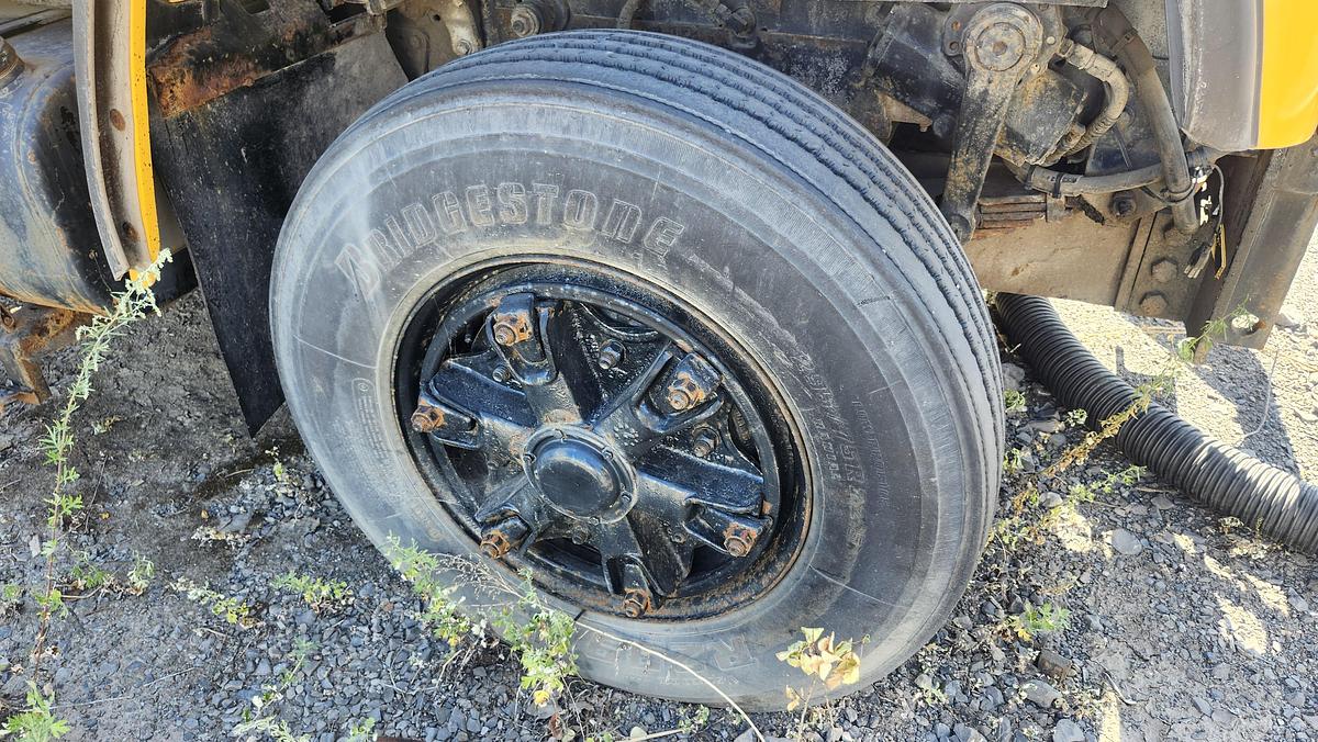 Used 1986 International S1900