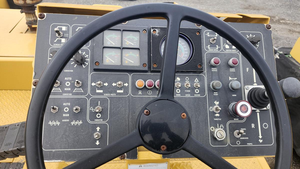 Used 2003 Caterpillar AP-1055B