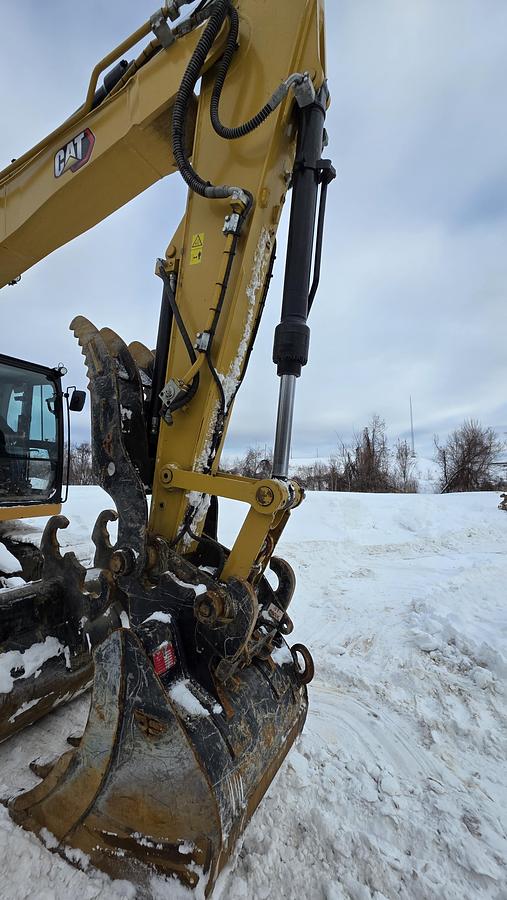 Used 2022 Caterpillar 315GC