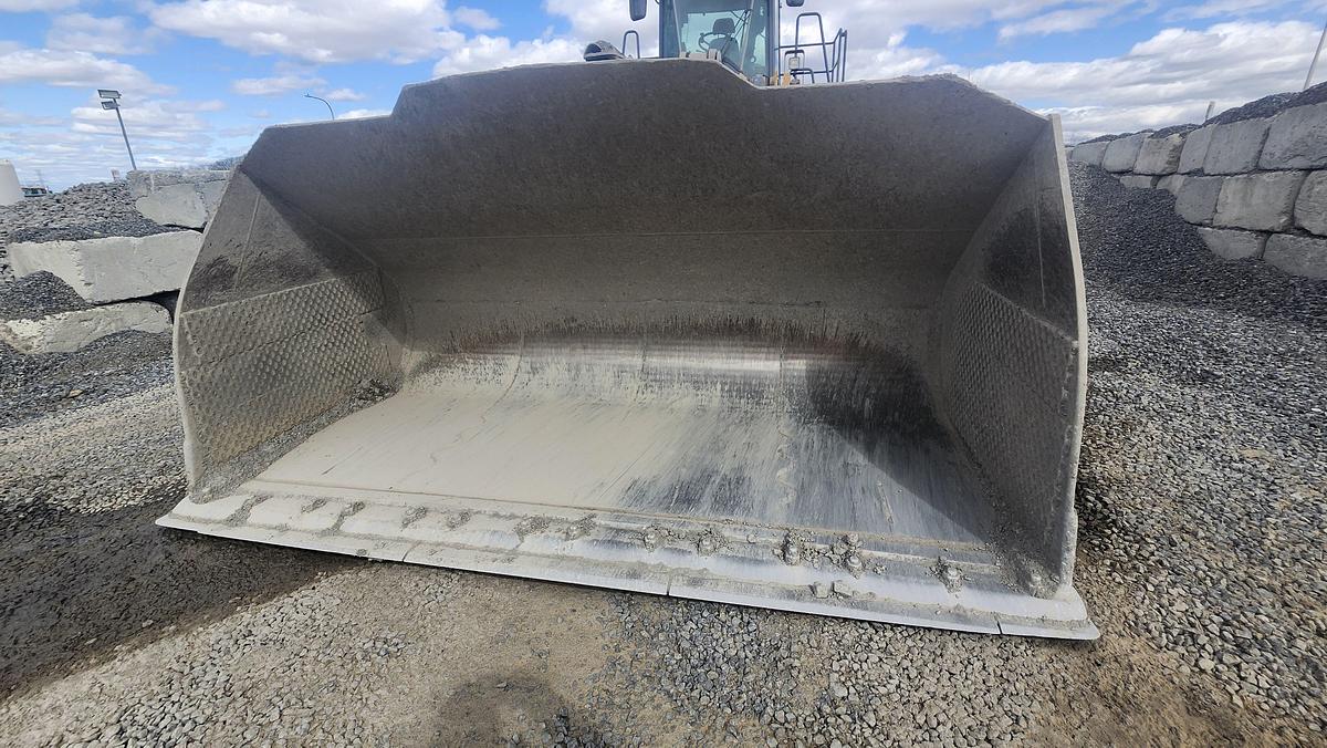 Used 2019 John Deere 844K-III