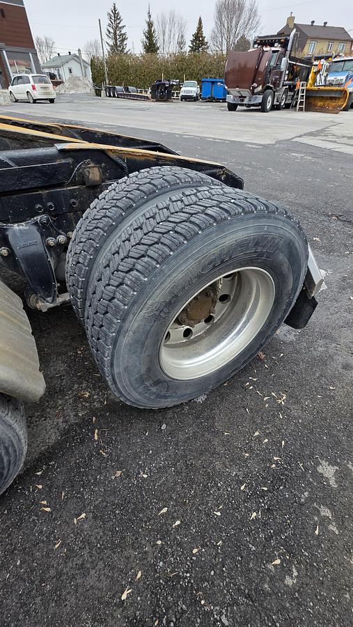 Used 2001 Sterling Shunter