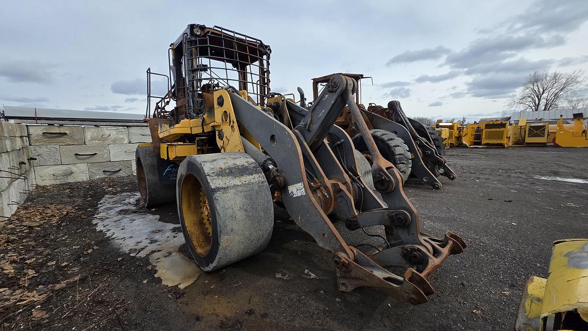 Used 2011 Volvo L110G