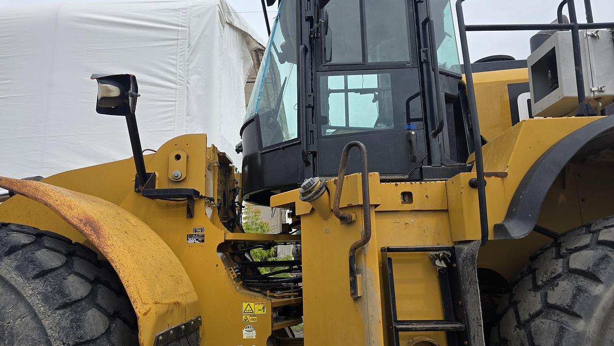 Used 2012 Caterpillar 980K