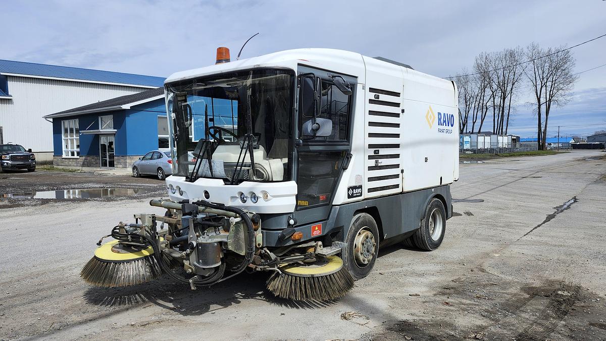 Used 2014 Ravo 530