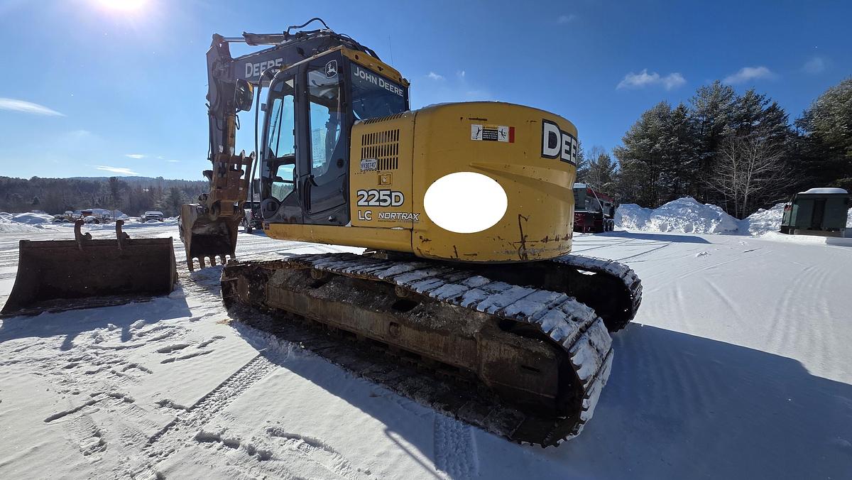 Used 2011 John Deere 225DLC