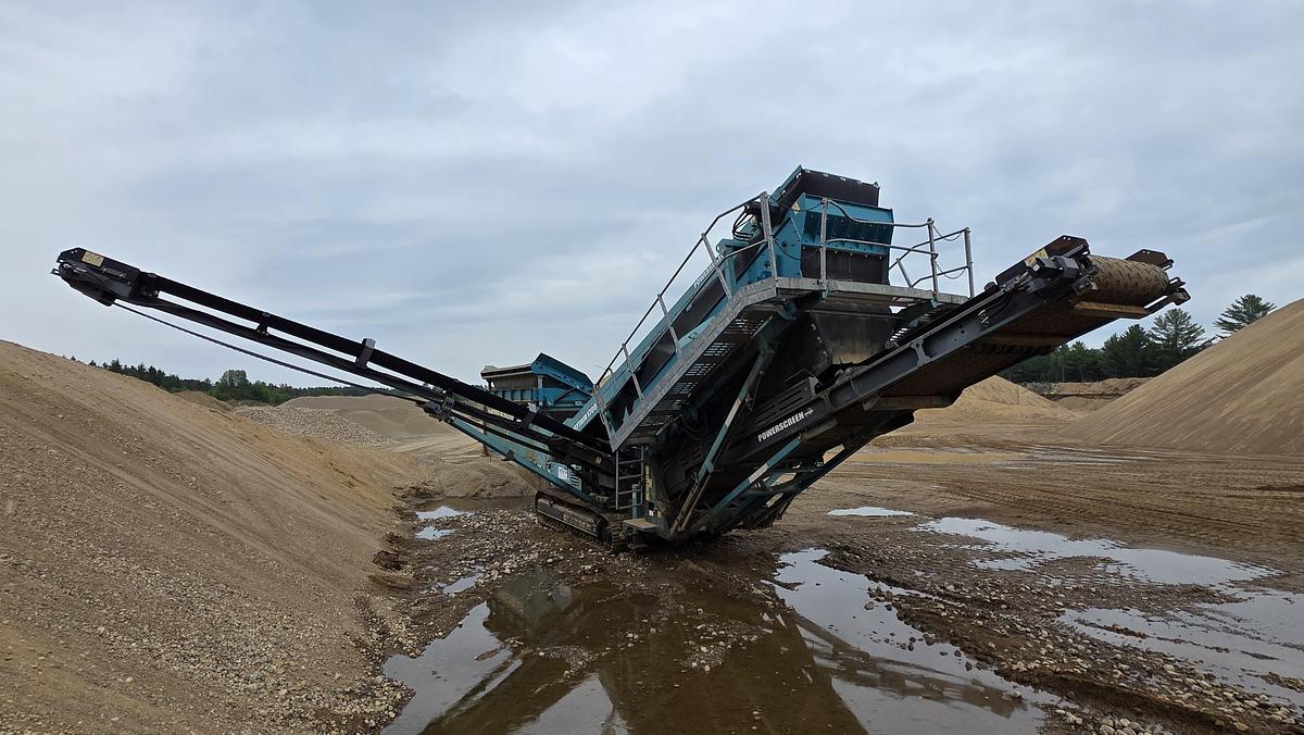 Used 2015 Powerscreen Chieftain 1700