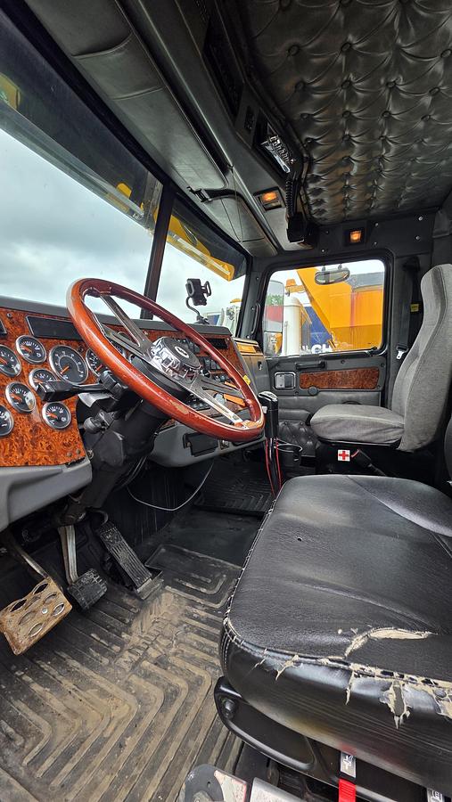 Used 2012 Western Star 4900SA