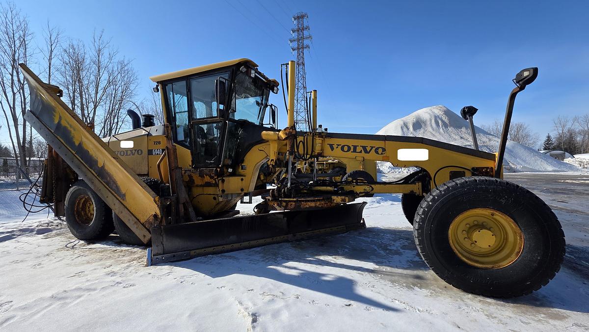 Used 2009 Volvo G940