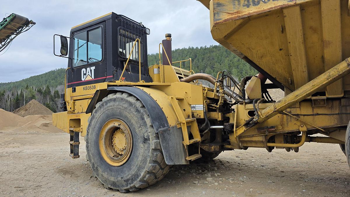 Used 1997 Caterpillar D400E