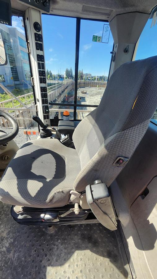 Used 2014 Volvo L90G