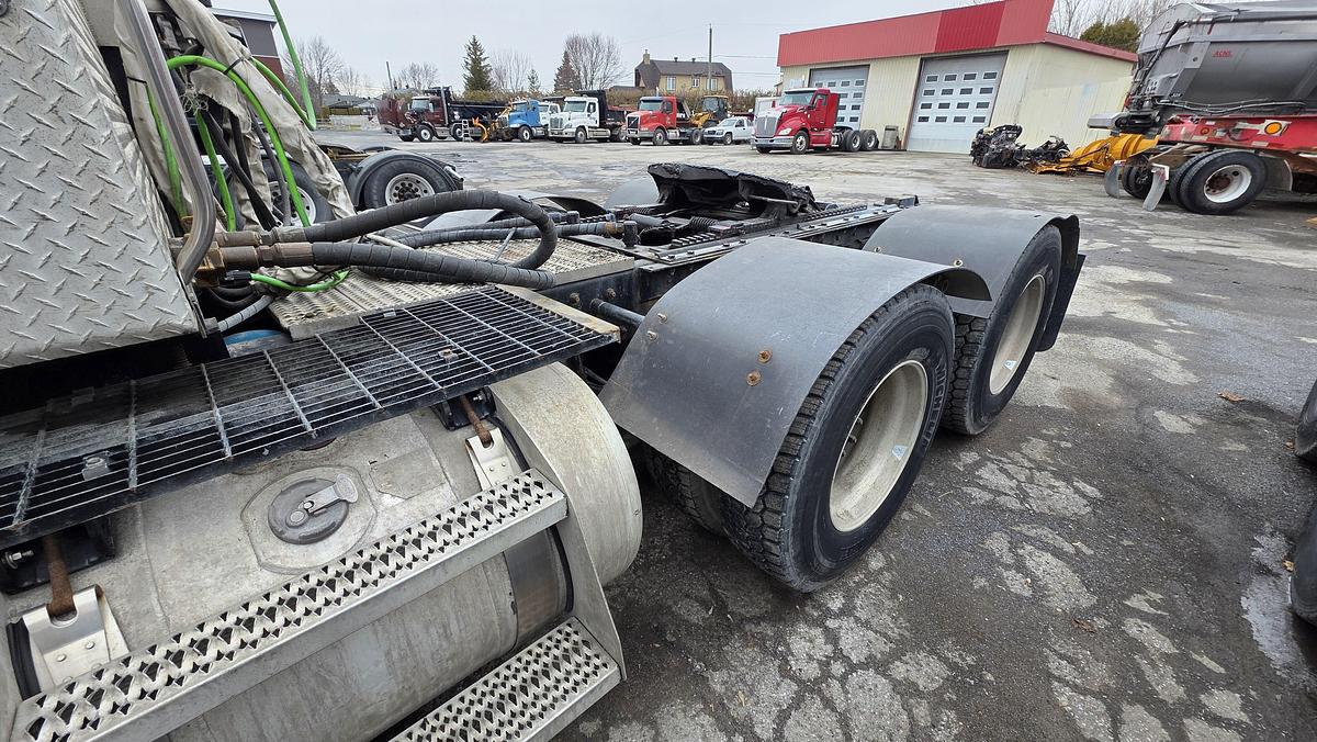 Used 2011 Peterbilt 378