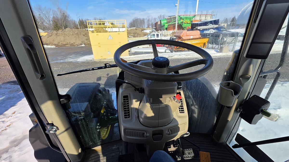 Used 2021 John Deere 6120M