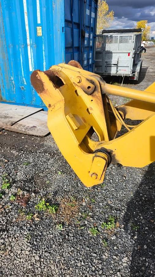 Used 1997 Caterpillar 938F