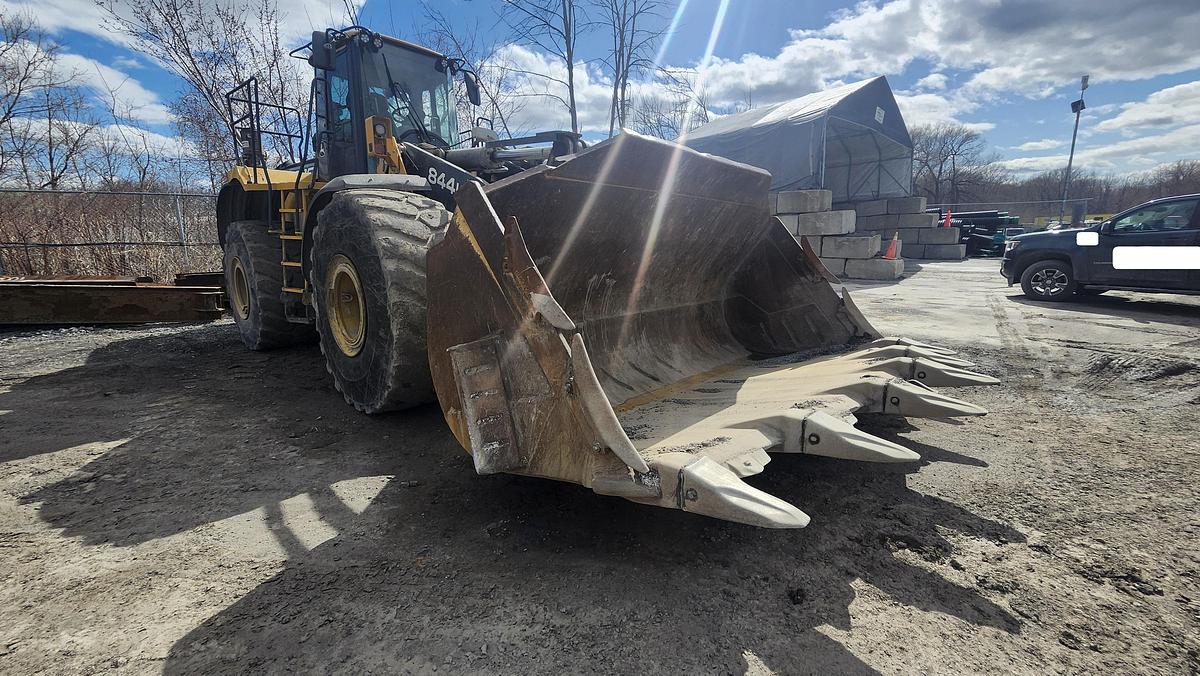 Used 2016 John Deere 844K-II