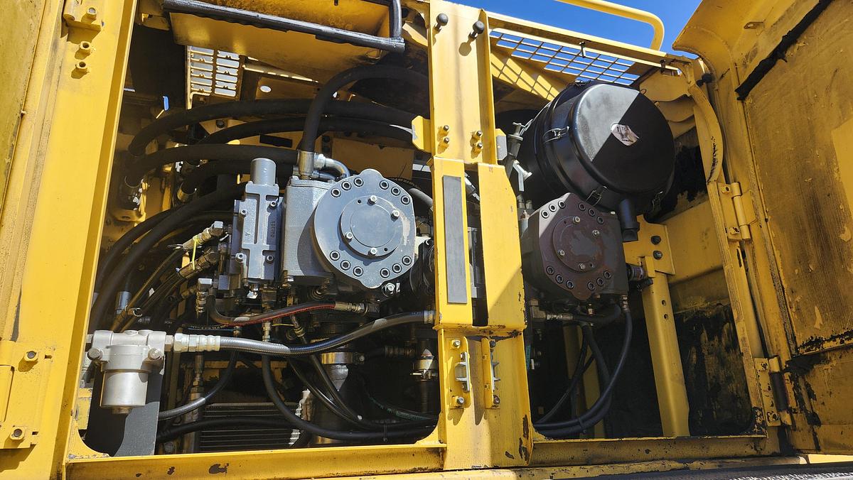 Used 2008 Komatsu PC600LC8