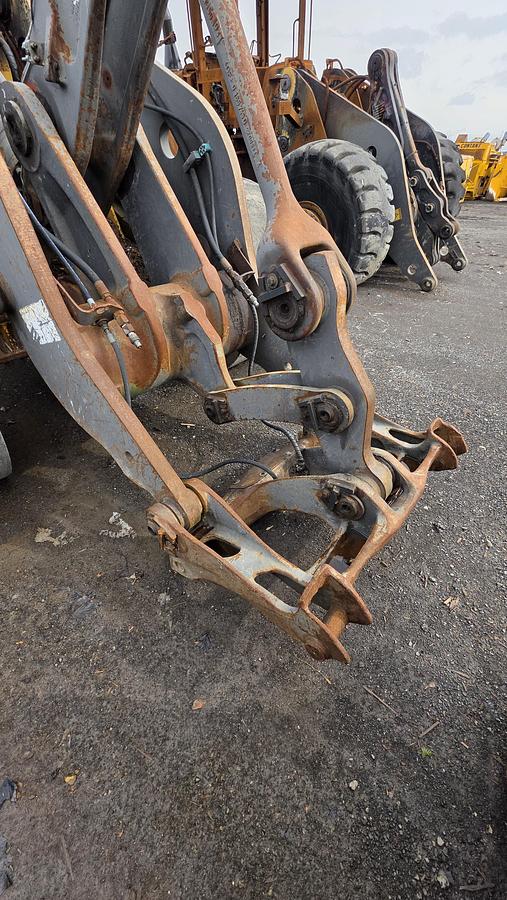 Used 2011 Volvo L110G