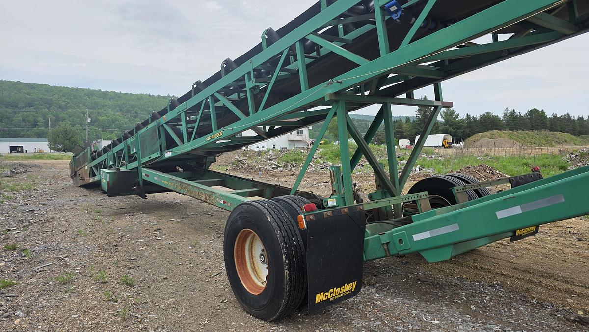 Used 2008 McCloskey ST125